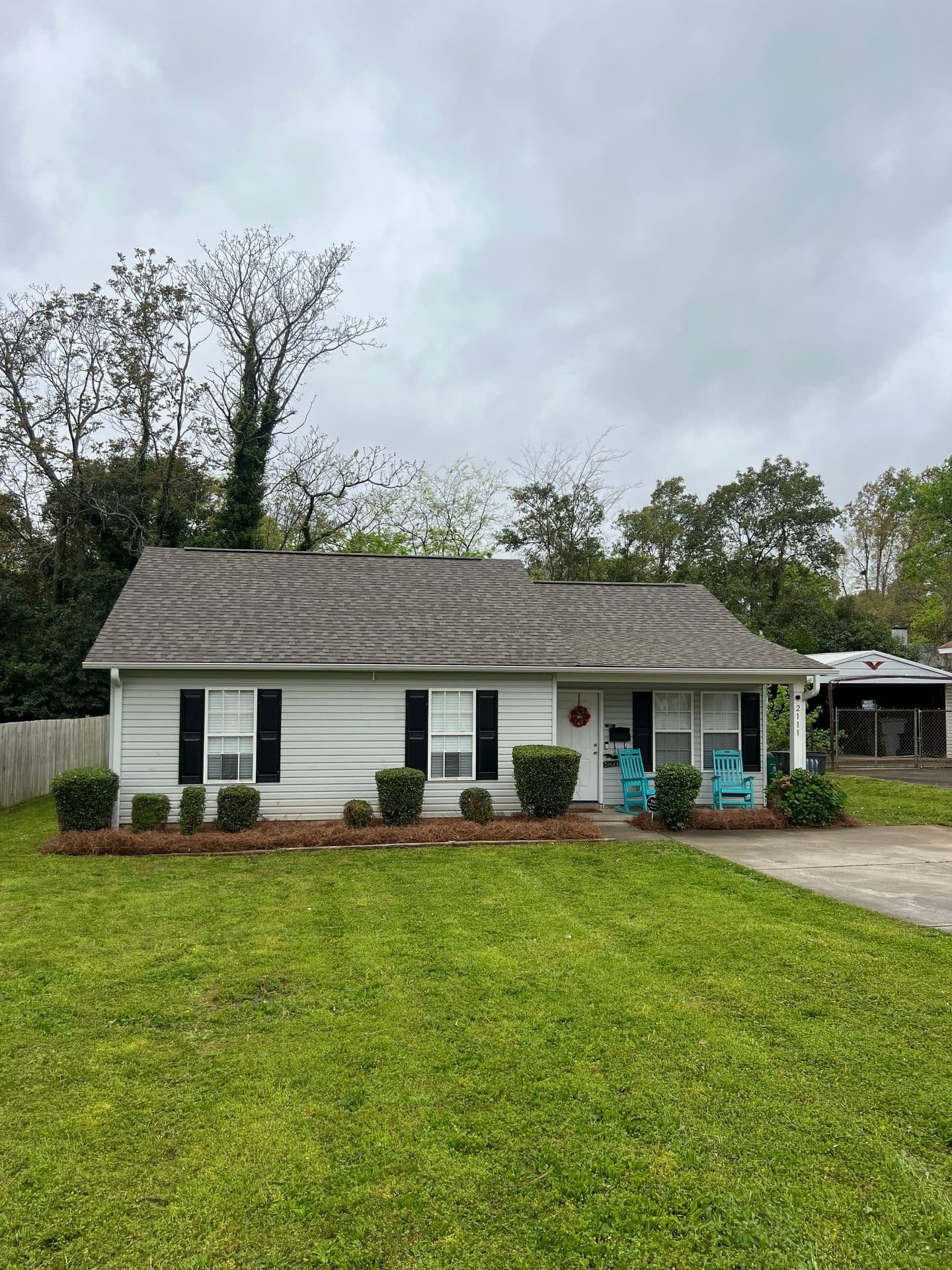 Clean residential lawn cut in the Charlotte metro